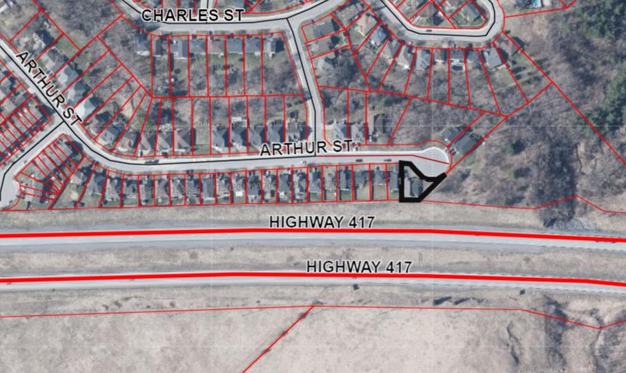 Map showing the location of 235 Arthur Street in relation to Charles Street and Highway 417